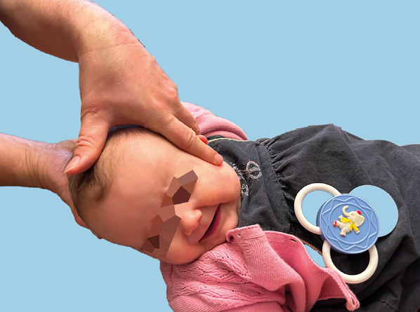 Tests diagnostiques et techniques de traitement manuel des articulations des cervicales supérieures chez les nourrissons avec plagiocéphalie ou brachycéphalie