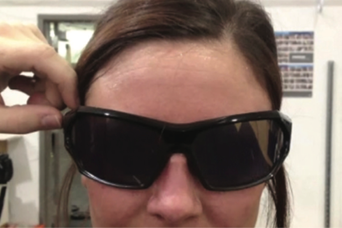 Utilisation des lunettes stroboscopiques dans la rééducation postopératoire du LCA